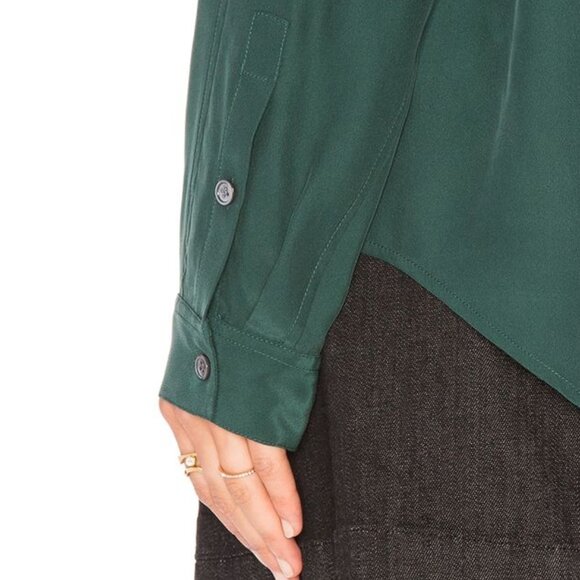 Frame Le Silk Troop Long Sleeve Button Up Shirt in Spruce Green Size Small - Picture 3 of 13